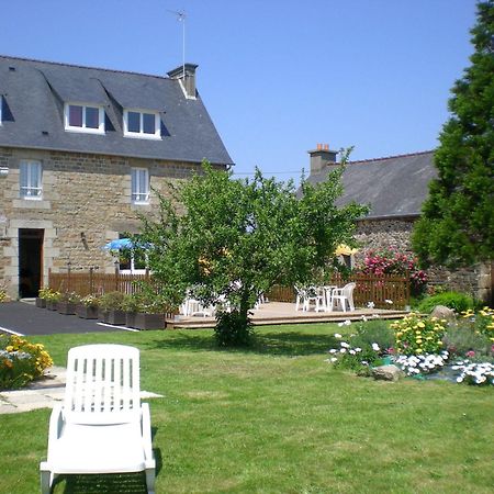 Le Relais De Launay Плубазланек Экстерьер фото